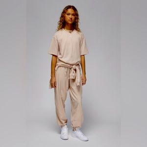 Woman’s Jordan Tunnel Trousers